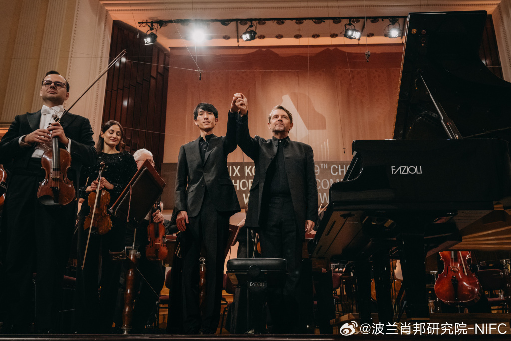 专访|陈萨:肖赛结果历经五小时讨论,“这就是生活”